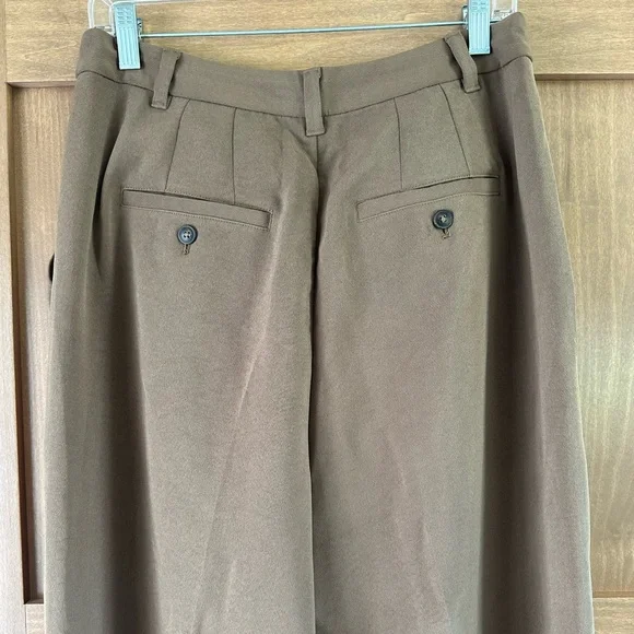 Madewell Tall Pleated Tapered-Leg Pants in Easy Going Crepe Light Roast Size 8T - Picture 8 of 16